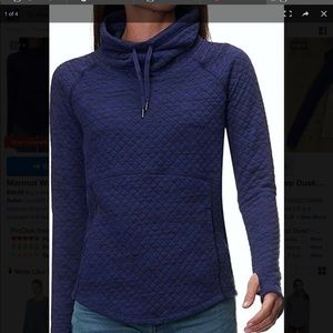 NWOT MARMOT Annie pull over. SOLD OUT!!